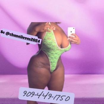 909-449-1750, 25  female escort, Wilmington