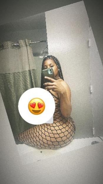 young tender , 23  female escort, Wilmington