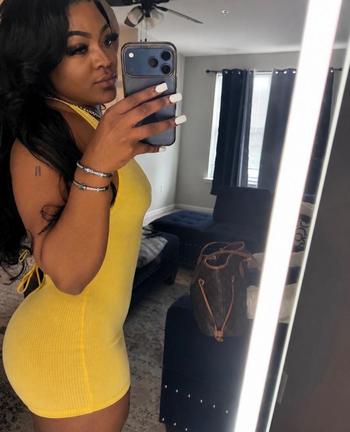 mamas, 21  female escort, Wilmington