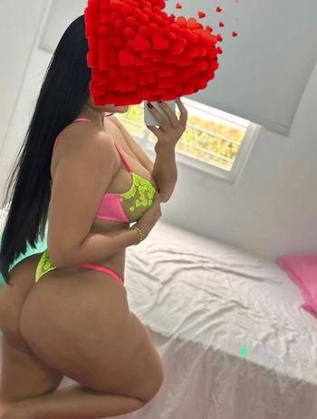 Yannibell, 27  female escort, Wilmington