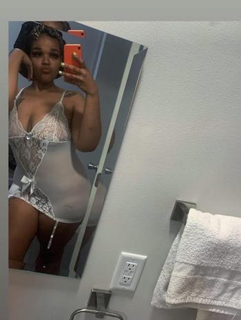 Sugar, 25  female escort, Wilmington